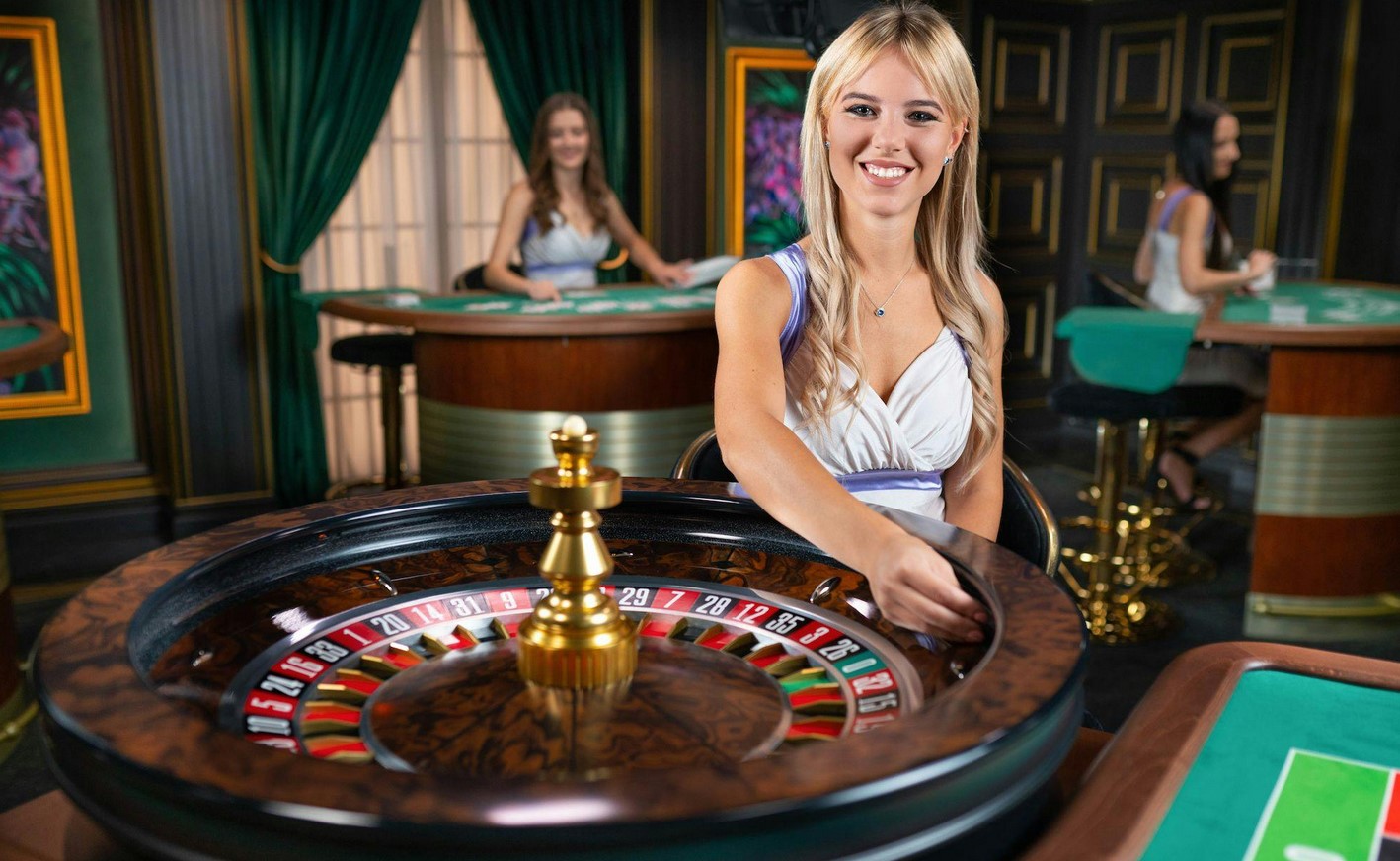 Live-Roulette-Dealer